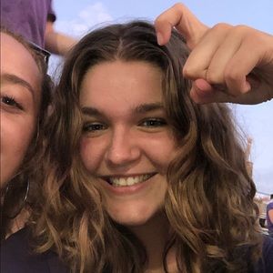 Meet your Posher, Amber